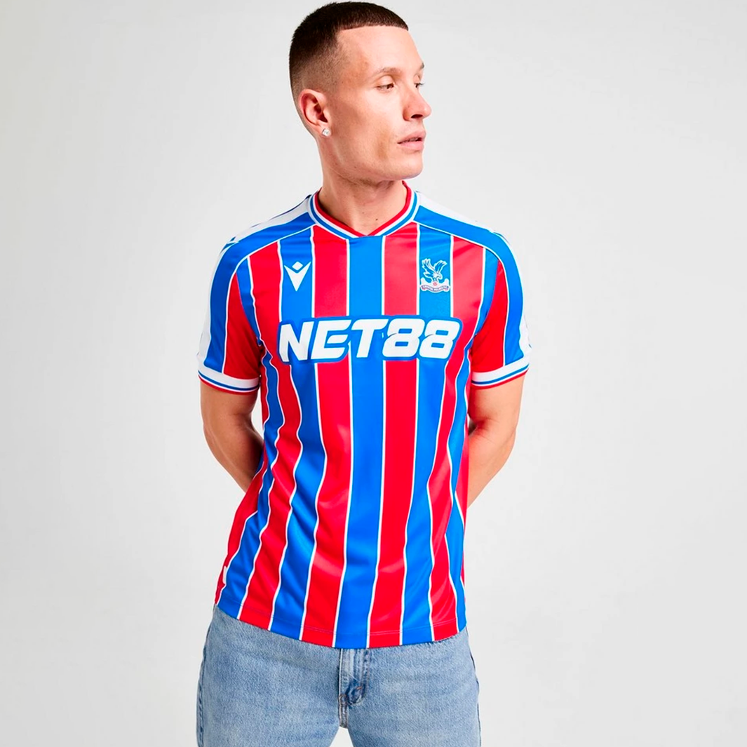 1-352_4463c0d7-489d-48b3-951f-bb772ab62e3e Crystal Palace 2025/26 Home Jersey – Fan Version - Image 1