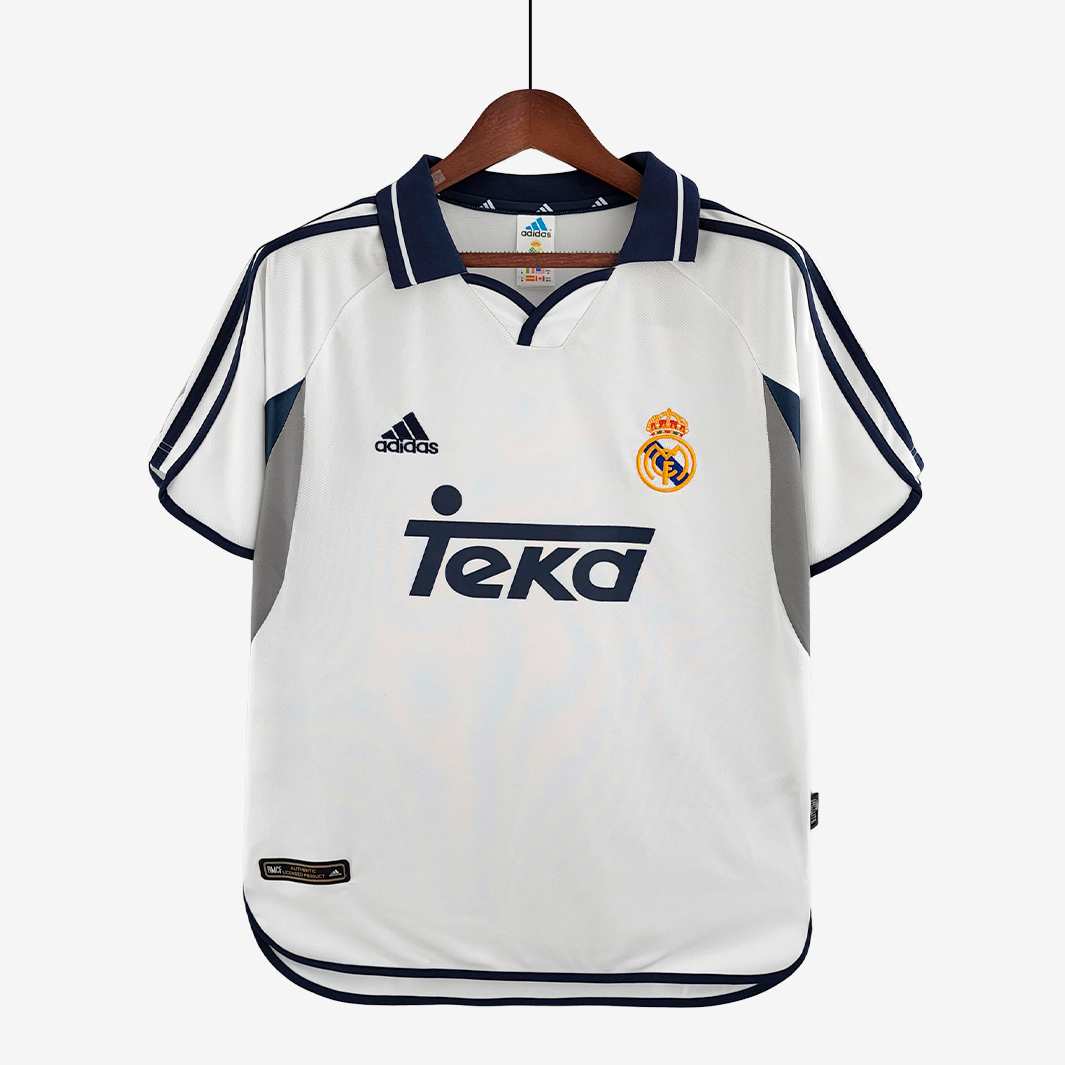 10-11 Real Madrid 2000/01 Away Jersey – Retro Version - Image 1