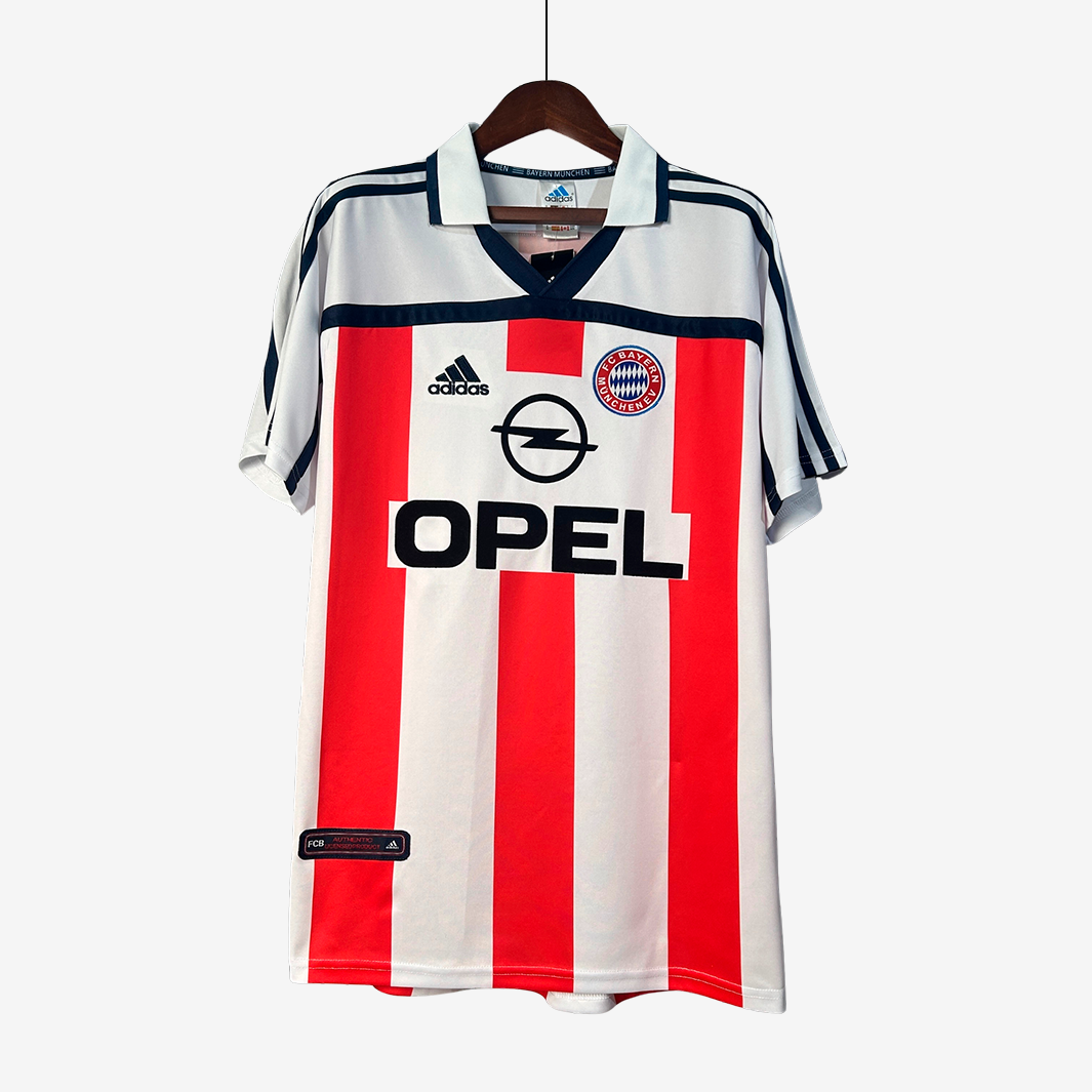 3-28_072aa013-43ff-4fd5-83cf-bf8f81ea1483 Bayern Munich 2000/02 Away Jersey – Retro Version - Image 1