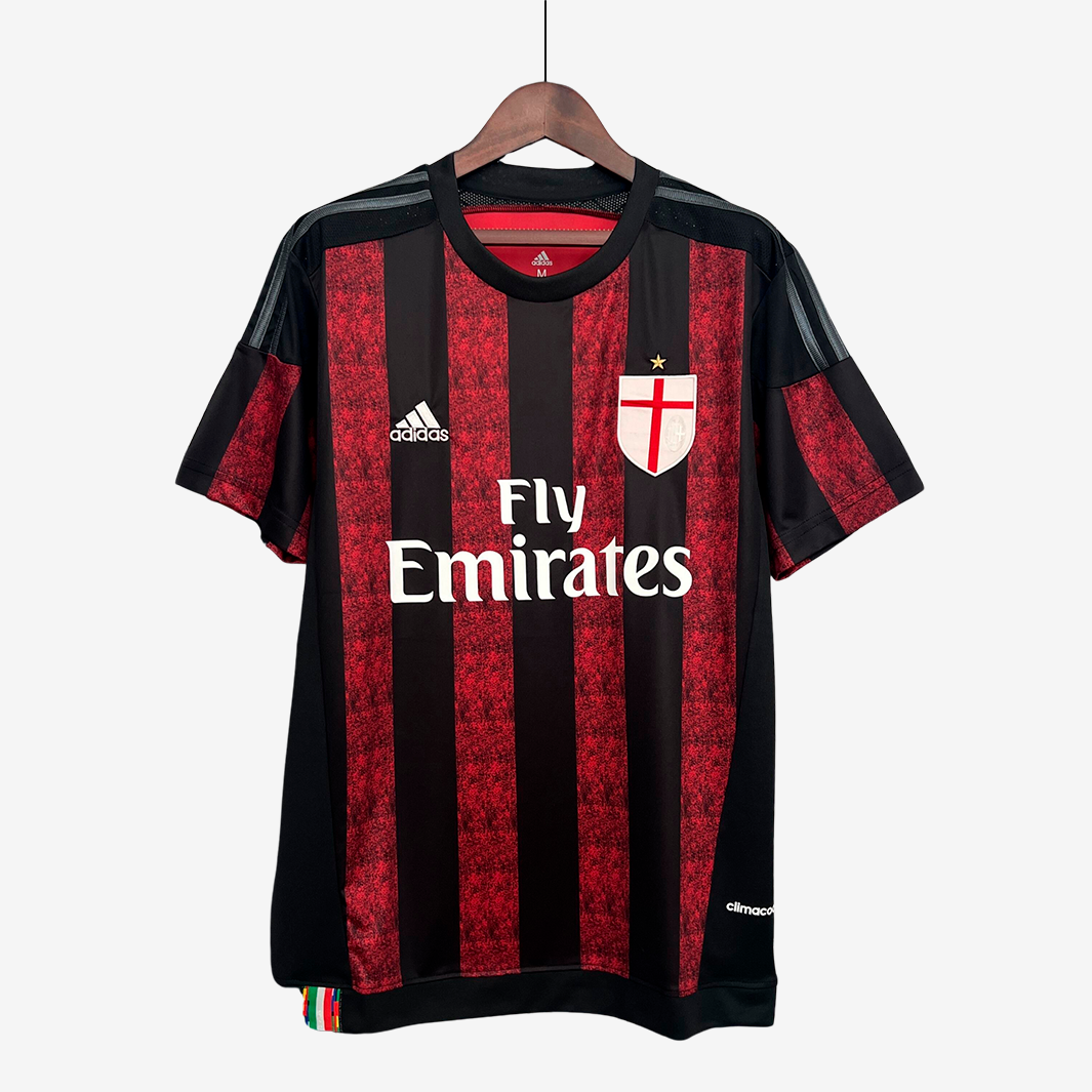5-20_16f52e99-6962-4d29-8574-c41ced42f61e AC Milan 2015/16 Home Jersey – Retro Version - Image 1